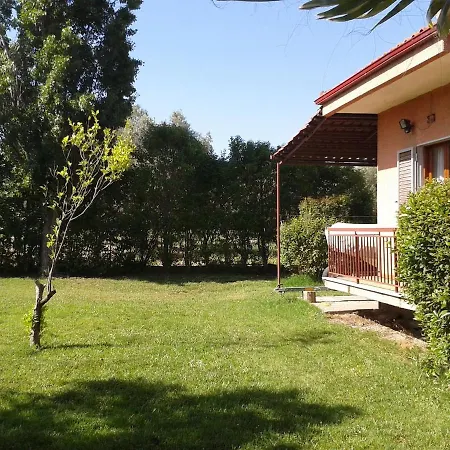 Lovely With Garden !!!!! *